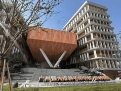 <b>厨房地面、墙面上翻约1.2米高、地面外延500毫米</b>